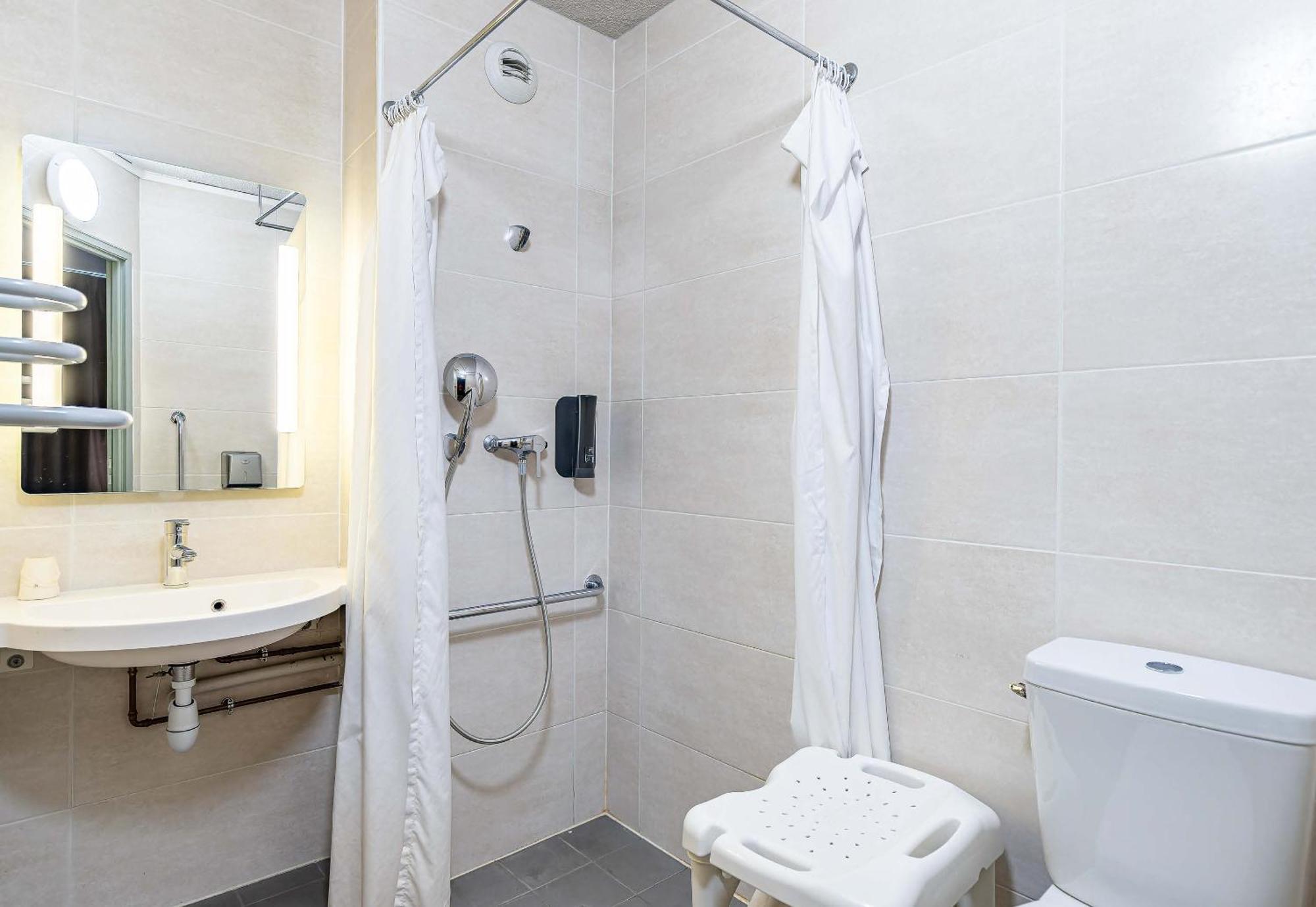 B&B Hotel Poitiers 1 Futuroscope Chasseneuil-du-Poitou Zewnętrze zdjęcie